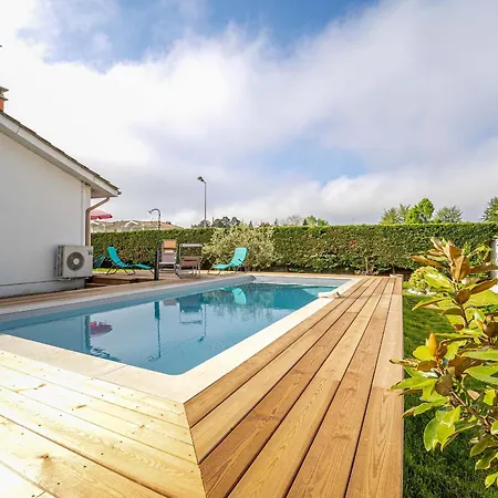 Maison A Avec Jardin Et Piscine Privee Pour 6 Personnes - Fr-1-50-95 *