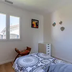 펜션 Maison A Avec Jardin Et Piscine Privee Pour 6 Personnes - Fr-1-50-95