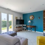 Maison A Avec Jardin Et Piscine Privee Pour 6 Personnes - Fr-1-50-95