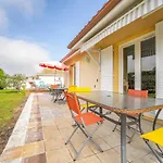 Maison A Avec Jardin Et Piscine Privee Pour 6 Personnes - Fr-1-50-95 펜션