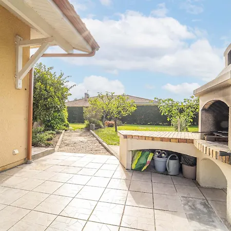 Maison A Avec Jardin Et Piscine Privee Pour 6 Personnes - Fr-1-50-95 Mimizan