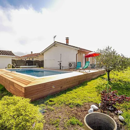 펜션 Maison A Avec Jardin Et Piscine Privee Pour 6 Personnes - Fr-1-50-95 *