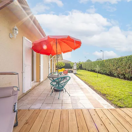 Maison A Avec Jardin Et Piscine Privee Pour 6 Personnes - Fr-1-50-95